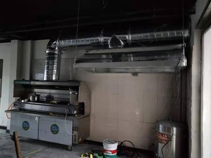 宜阳前进桥北头烧烤店厨房排烟